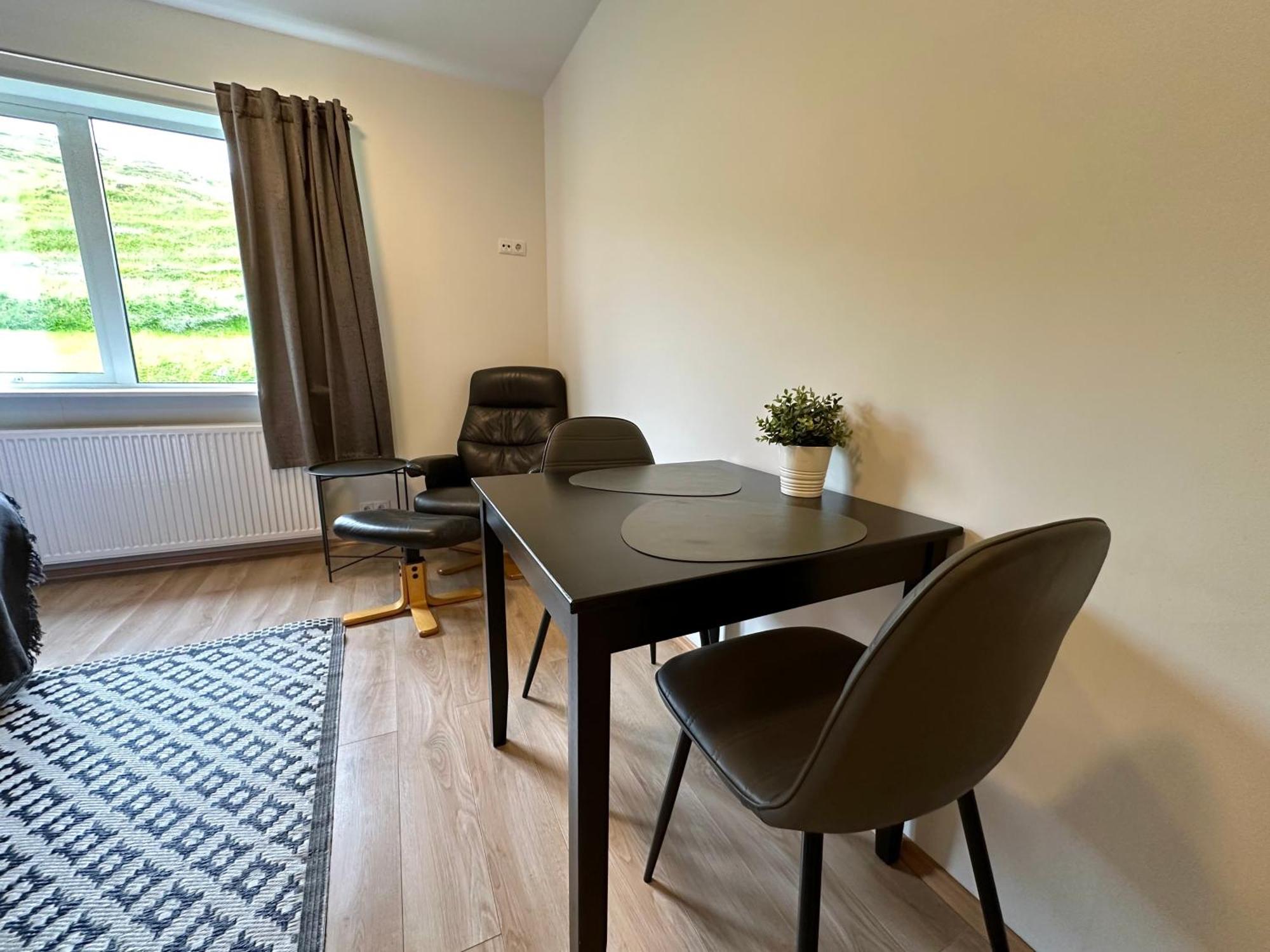 Guesthouse Brunahlith Athaldalur Bagian luar foto